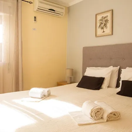 Villa Da Encosta - Private - Heated Swimming Pool - By Bedzy