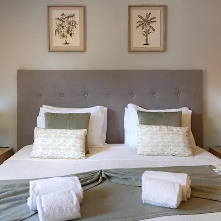 Da Encosta - Private - Heated Swimming Pool - By Bedzy Villa *