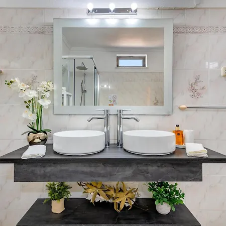 Da Encosta - Private - Heated Swimming Pool - By Bedzy *