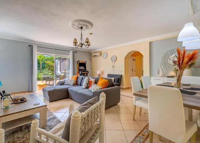 Da Encosta - Private - Heated Swimming Pool - By Bedzy ヴィラ