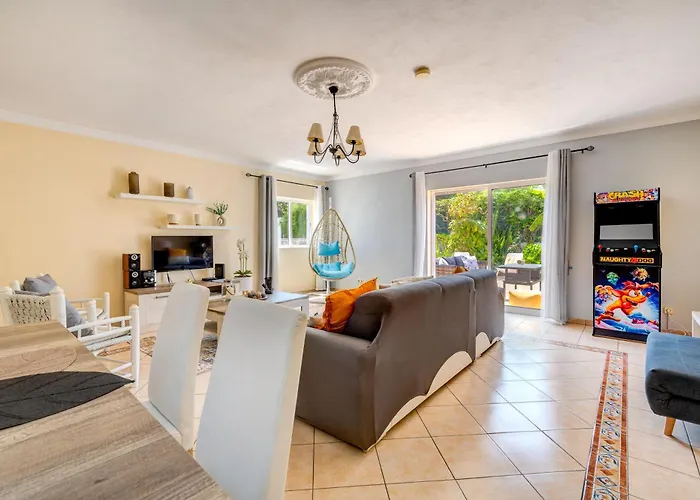 ヴィラ Da Encosta - Private - Heated Swimming Pool - By Bedzy *