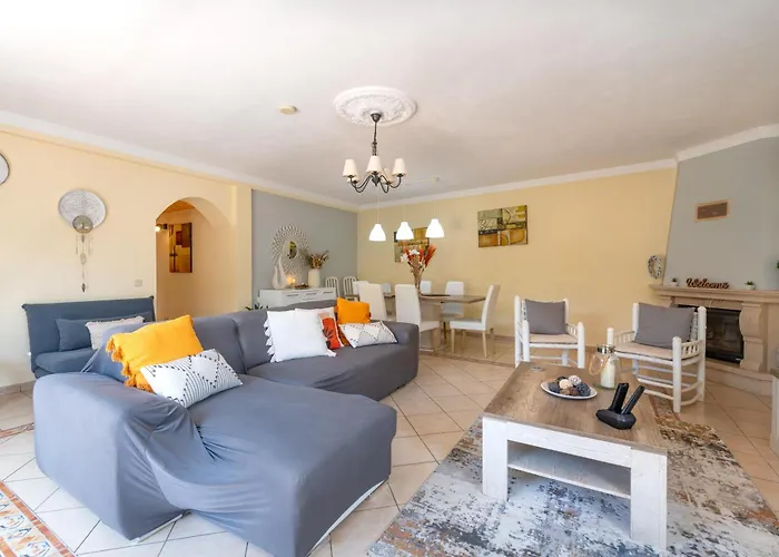 Da Encosta - Private - Heated Swimming Pool - By Bedzy *