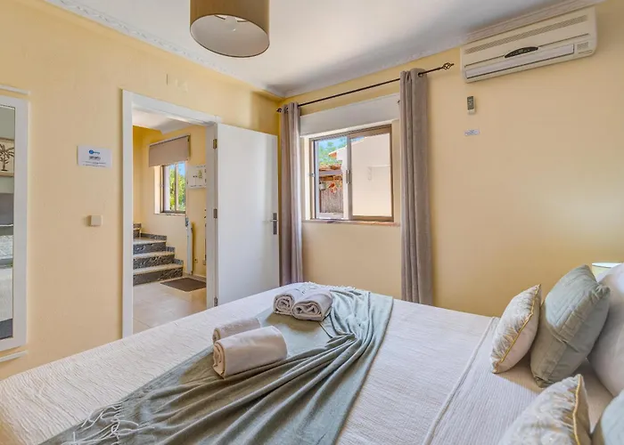 Da Encosta - Private - Heated Swimming Pool - By Bedzy アルブフェイラ