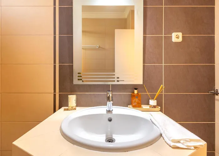 ヴィラ Da Encosta - Private - Heated Swimming Pool - By Bedzy *