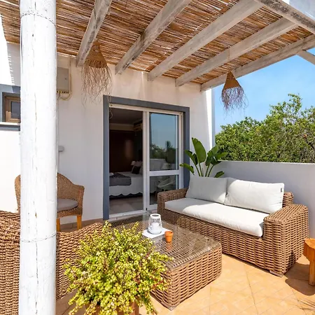 Villa Da Encosta - Private - Heated Swimming Pool - By Bedzy Albufeira