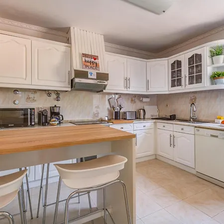 Villa Da Encosta - Private - Heated Swimming Pool - By Bedzy