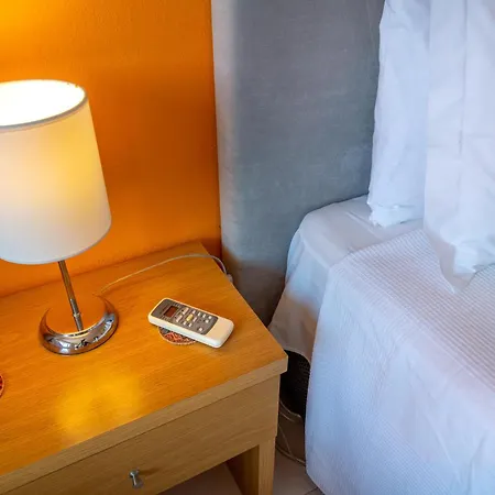 Villa Da Encosta - Private - Heated Swimming Pool - By Bedzy *