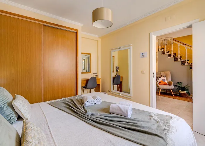 Villa Da Encosta - Private - Heated Swimming Pool - By Bedzy Albufeira